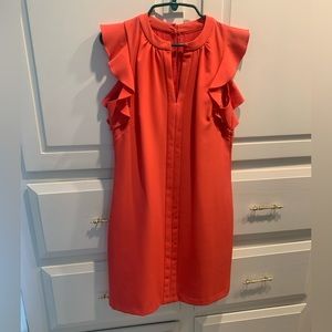 This is a beautifully lined Vince Camuto dress.Fits perfectly and is so pretty.